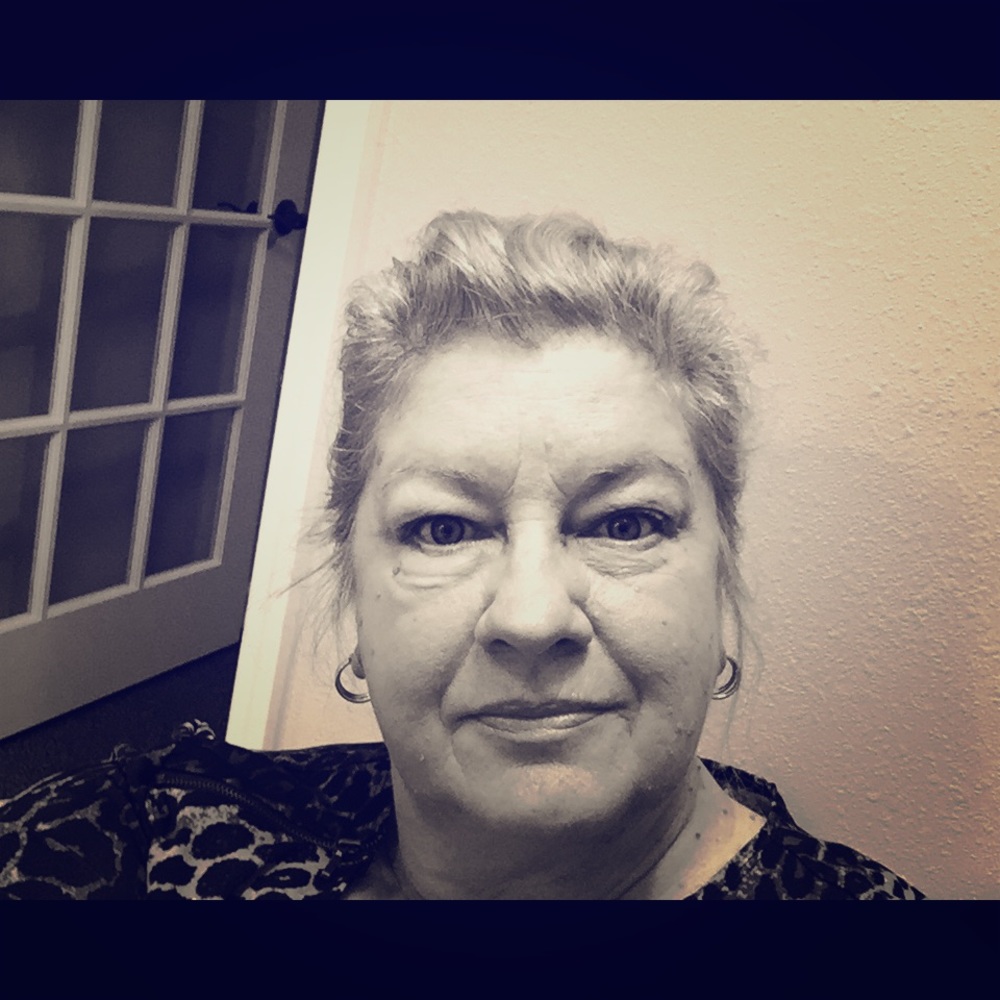 Meet your Posher, Kay